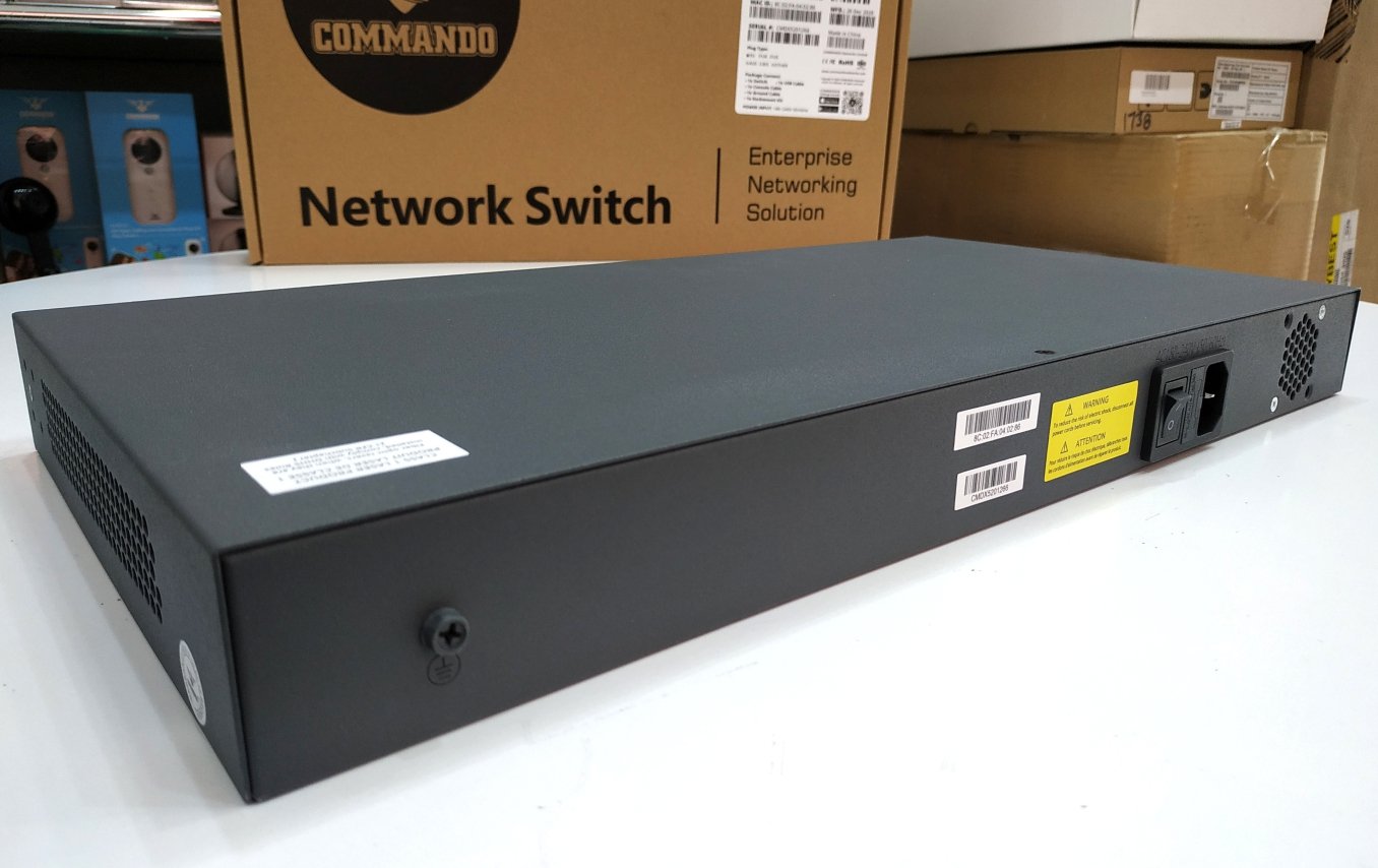 Switch Commando E2000-24GP+8CF – Image 3