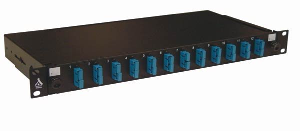 TIROIR OPTIQUE EQUIPE DE 12 TRAVERSEES SC-APC SIMPLEX MONOMODE OS2